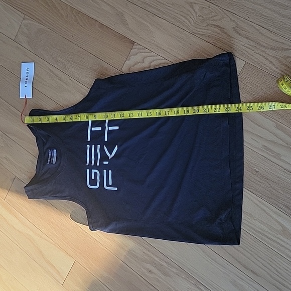 Merrell Tank Top And Tight Set - Picture 12 of 16